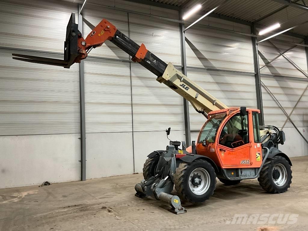 JLG 3512 Teleskoplastare