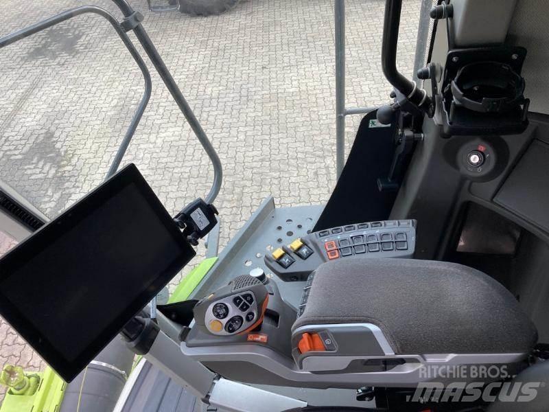 CLAAS LEXION 5300 Skördetröskor