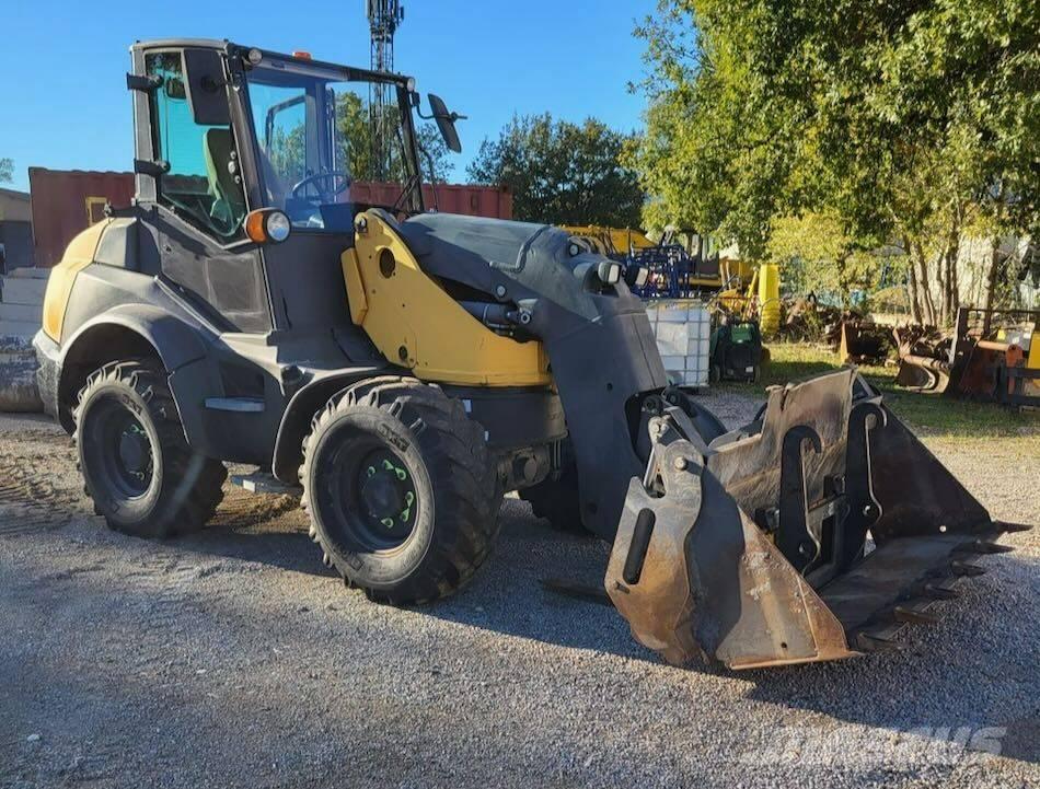 Mecalac AS 700 Hjullastare