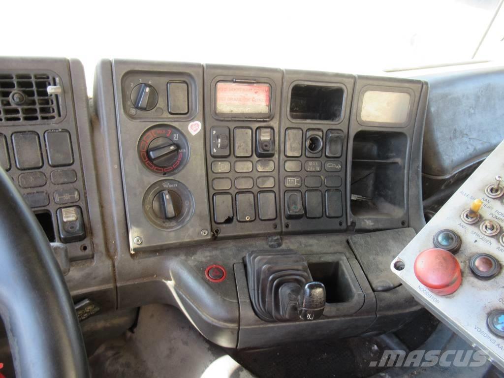 Scania P94  BITUM Asfaltsspridare