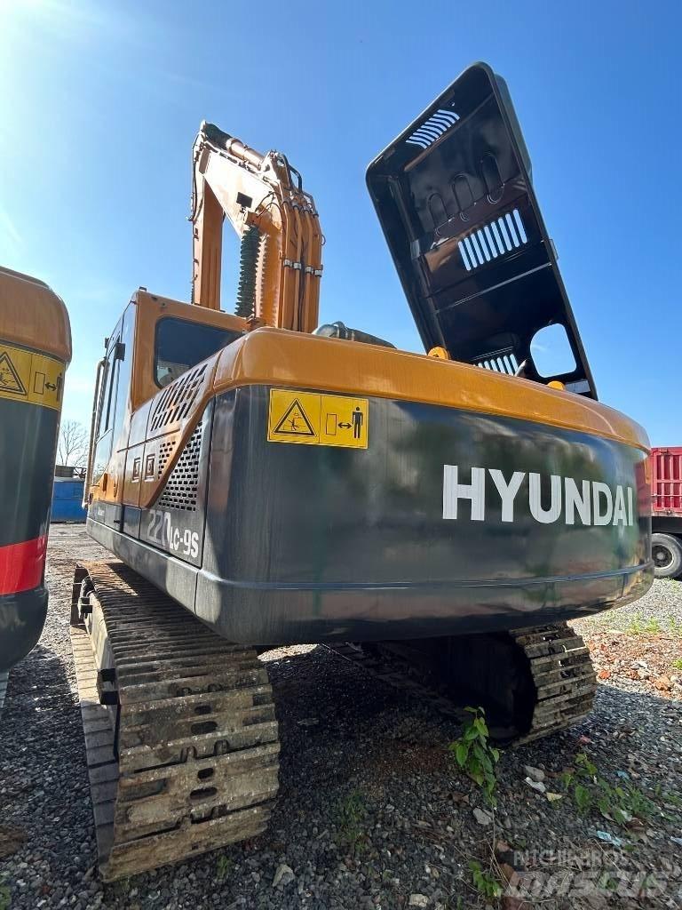Hyundai 220LC-9S Bandgrävare