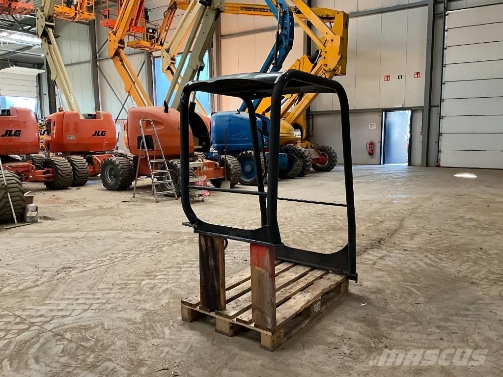 Kubota U 27-4 Hytter och interiör