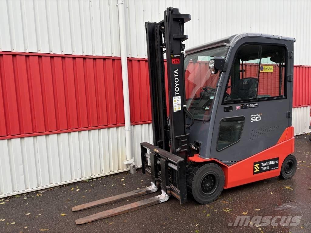 Toyota 8 FBMT 30 Elmotviktstruckar
