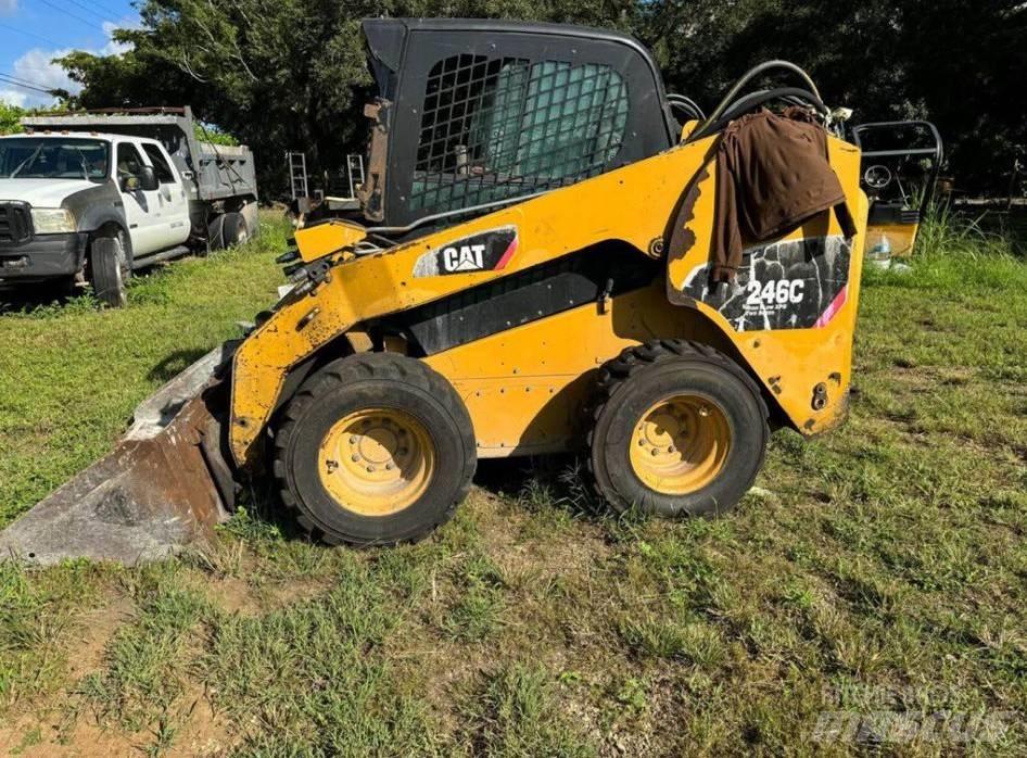 CAT 248C Kompaktlastare