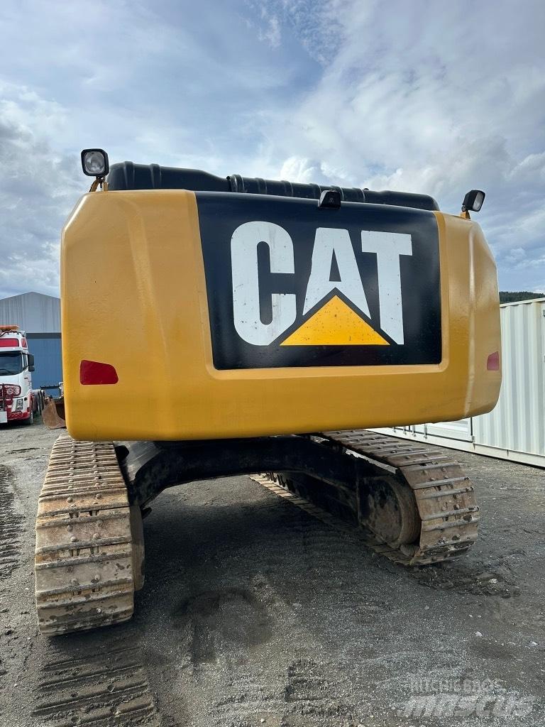 CAT 336 E Bandgrävare
