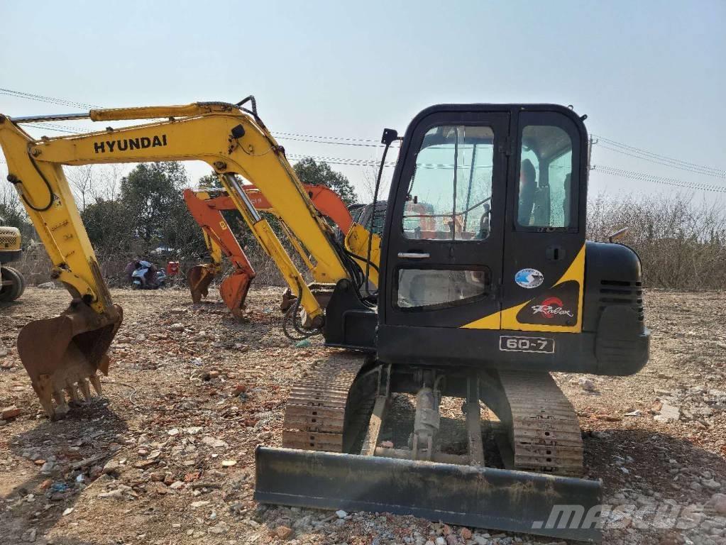 Hyundai R60-7 Minigrävare < 7t