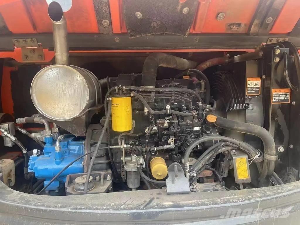 Doosan DX80 Midigrävmaskiner 7t - 12t