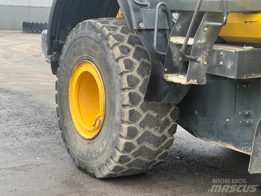 Komatsu WA 380-7 Hjullastare