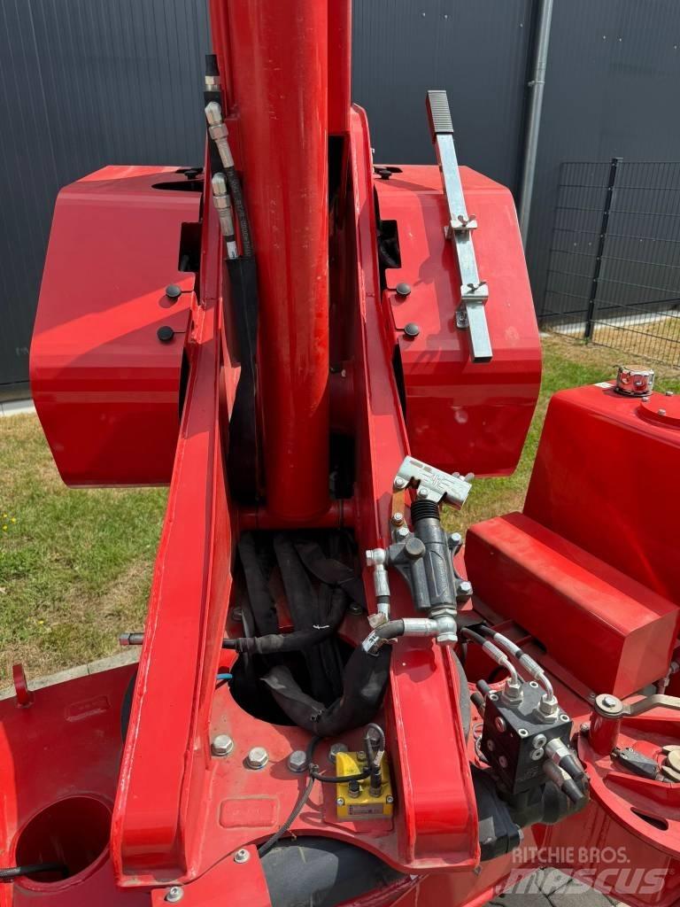 CMC S 25 Bomliftar