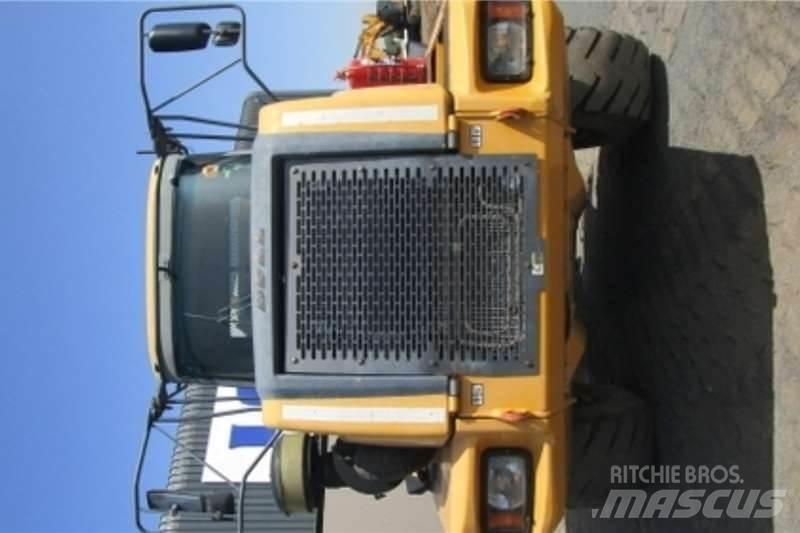 Bell B30D Midjestyrd dumper
