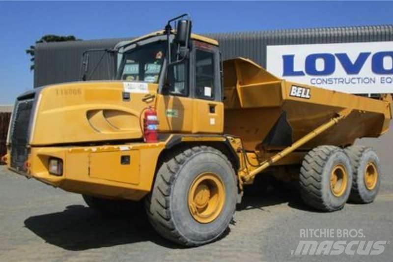 Bell B30D Midjestyrd dumper