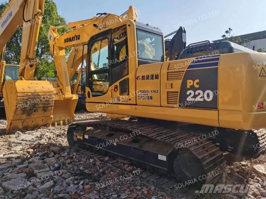 Komatsu PC 220-8 Bandgrävare