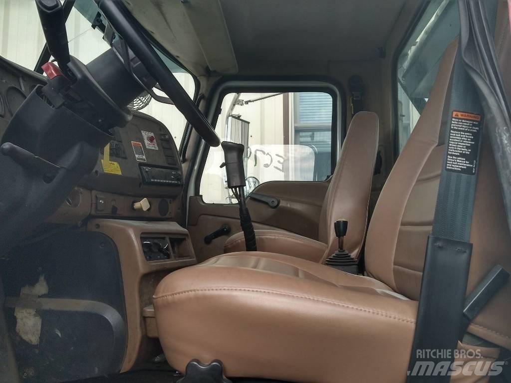 Mack CV 713 Sopbilar