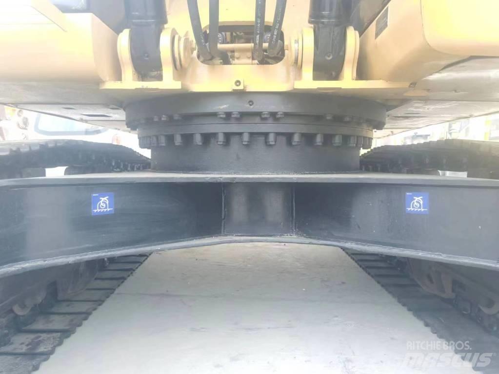 CAT 320 C Bandgrävare