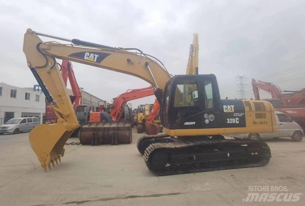 CAT 320 C Bandgrävare