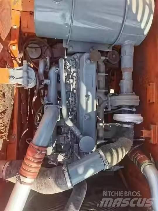 Doosan DX225LC Bandgrävare