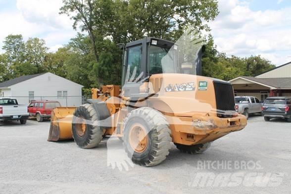 CASE 621D Hjullastare
