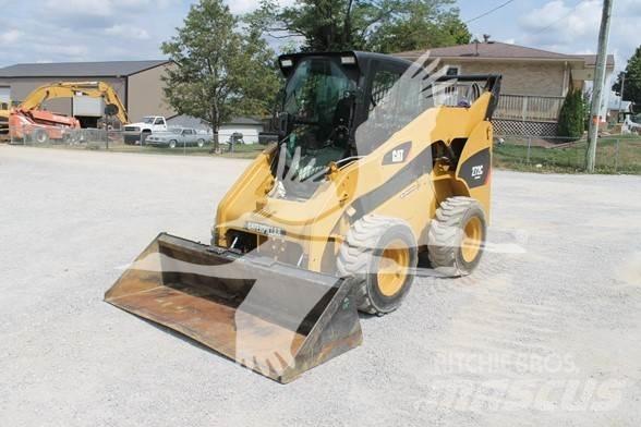 CAT 272C Kompaktlastare