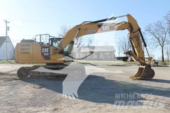 CAT 323FL Bandgrävare