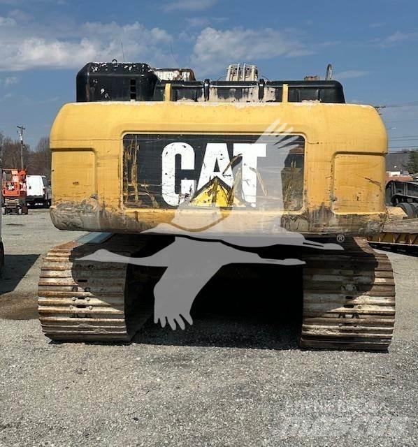 CAT 330D Bandgrävare
