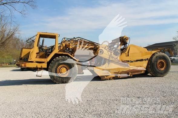 CAT 615C II Schaktvagnar