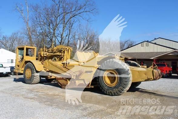 CAT 621F Schaktvagnar