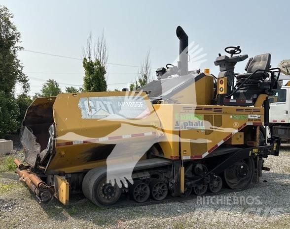 CAT AP-1055F Asfaltsläggningsmaskiner