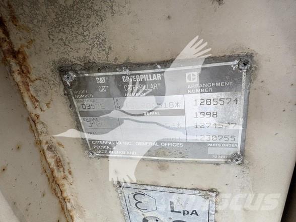 CAT D350E Midjestyrd dumper