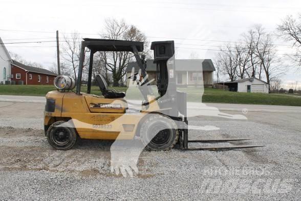 CAT GP40 Dieselmotviktstruckar