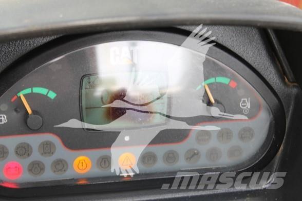 CAT TH407C Teleskoplastare