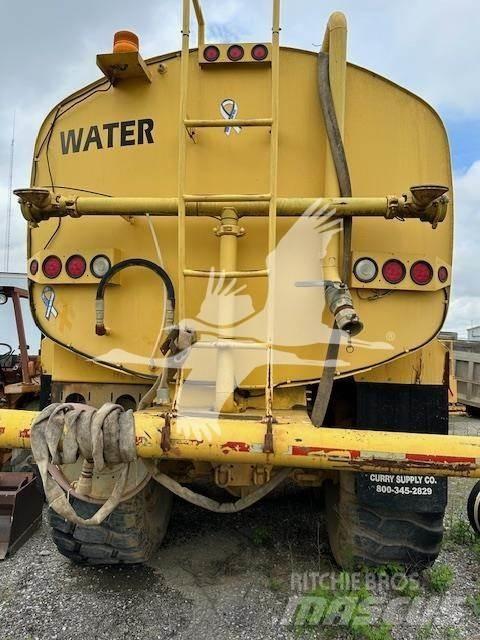 Volvo A25B Vattentankbilar