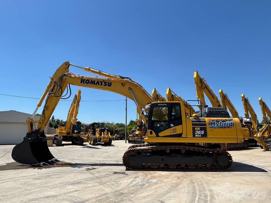 Komatsu HB365NLC-3 Bandgrävare