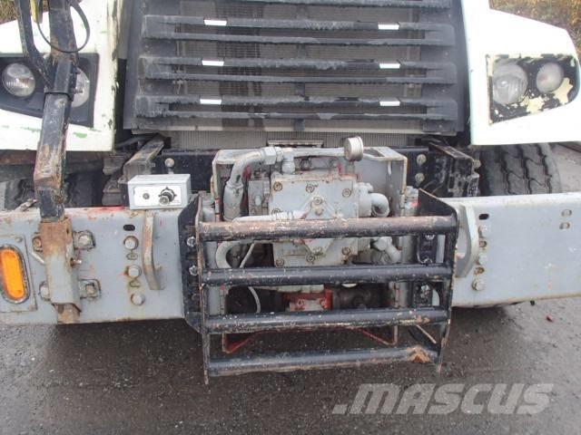 Freightliner 114 SD Entreprenad - Övrigt