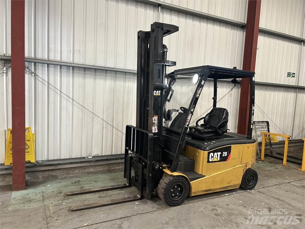 CAT EP20PN Elmotviktstruckar