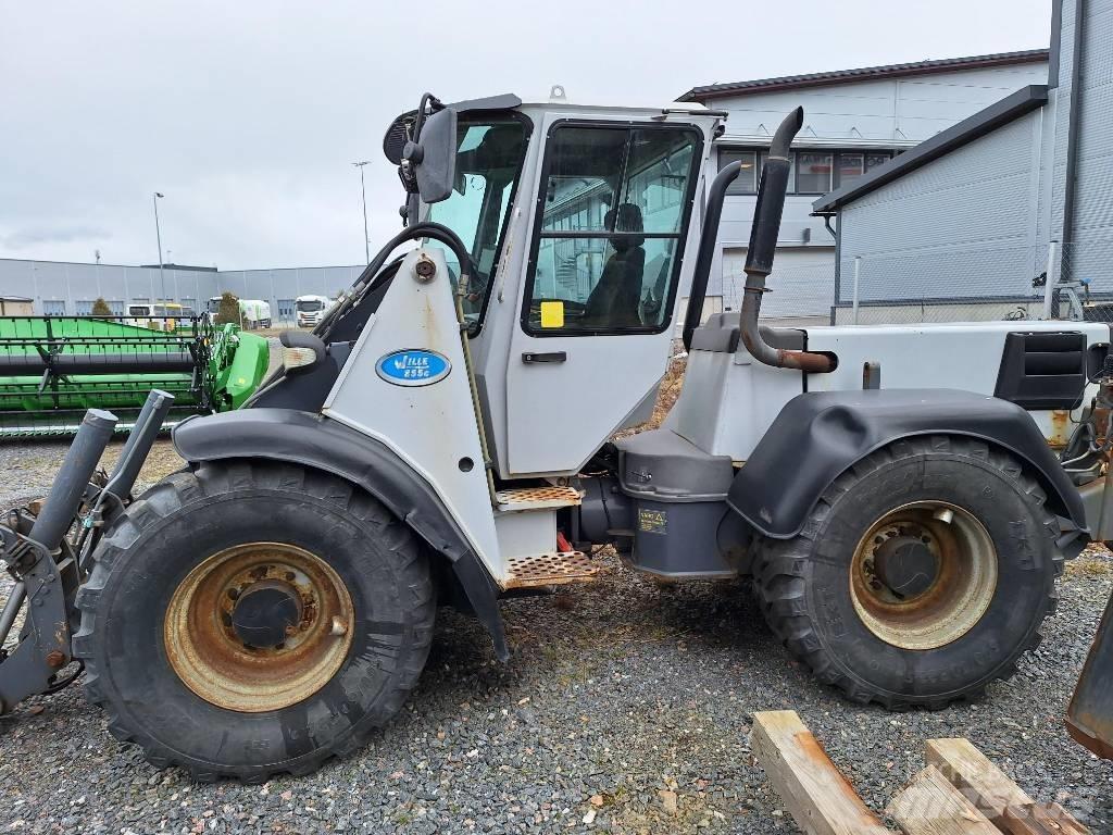 Wille 855c Kompakttraktorer