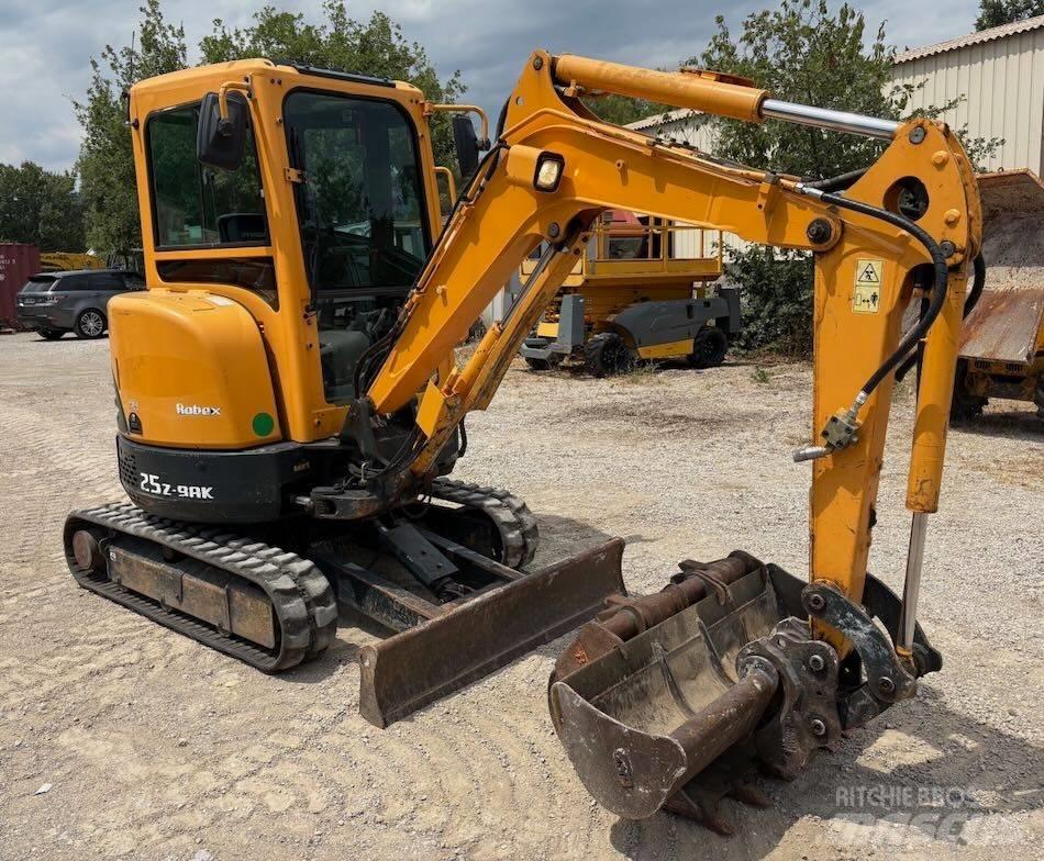 Hyundai R25Z-9 AK Minigrävare < 7t