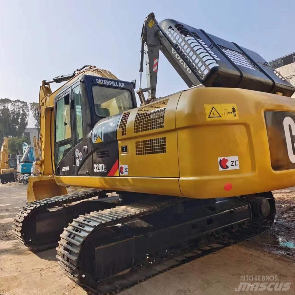 CAT 329 D Bandgrävare