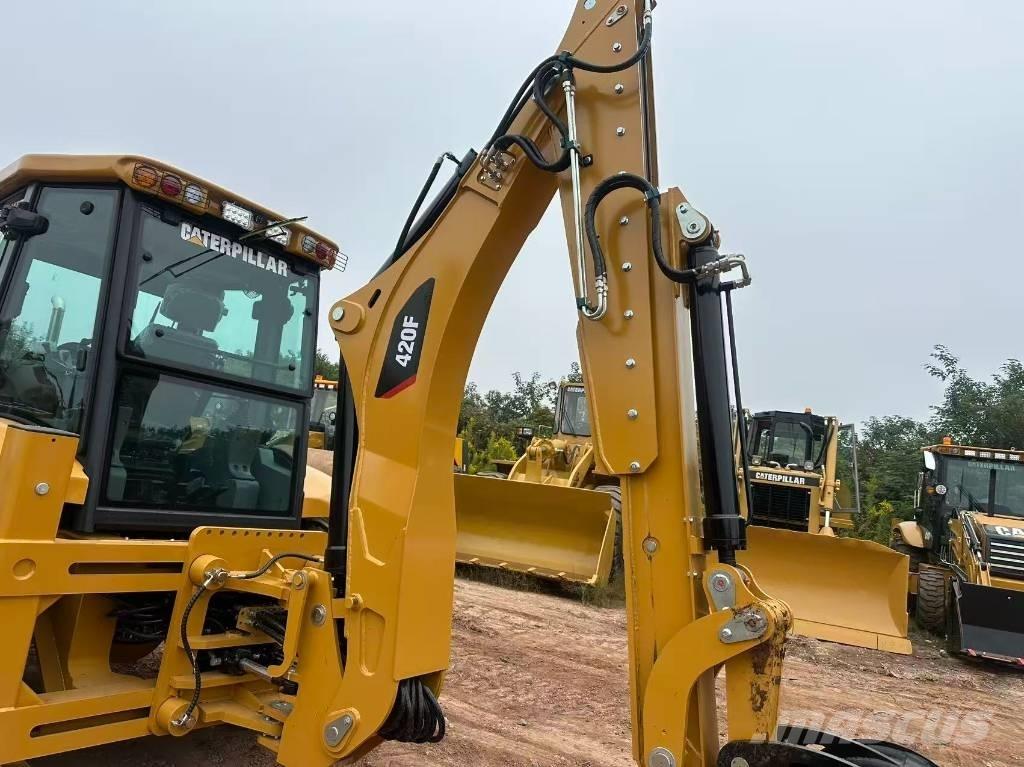 CAT 420 F2 Grävlastare