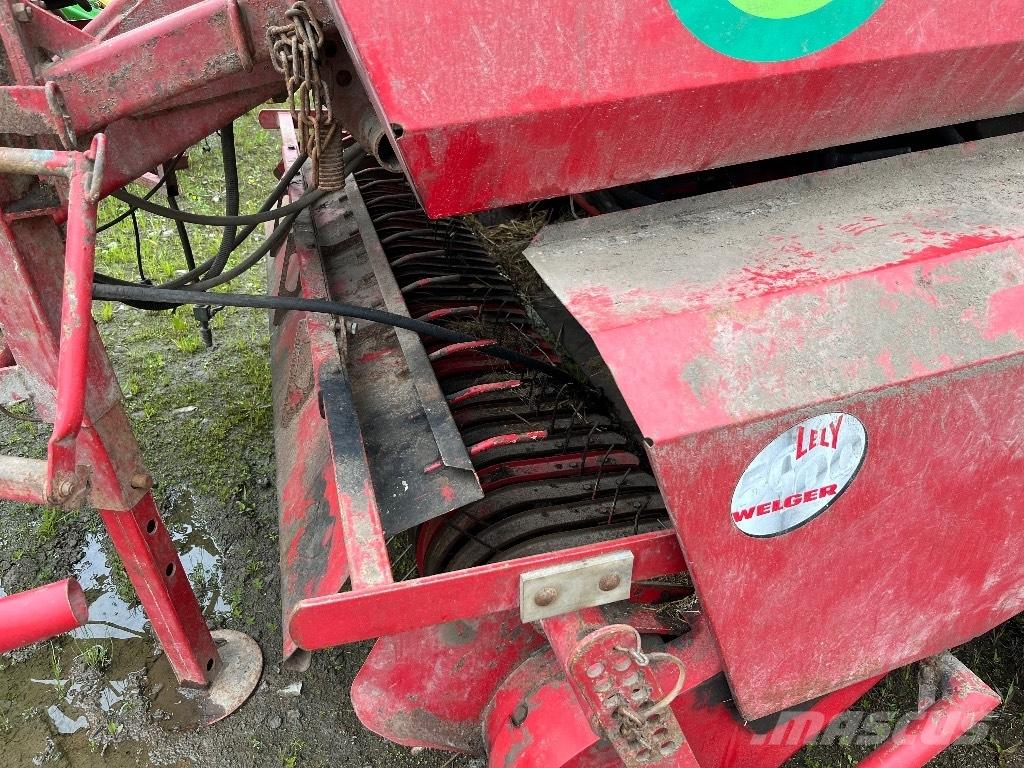 Welger RP220 Rundbalspressar