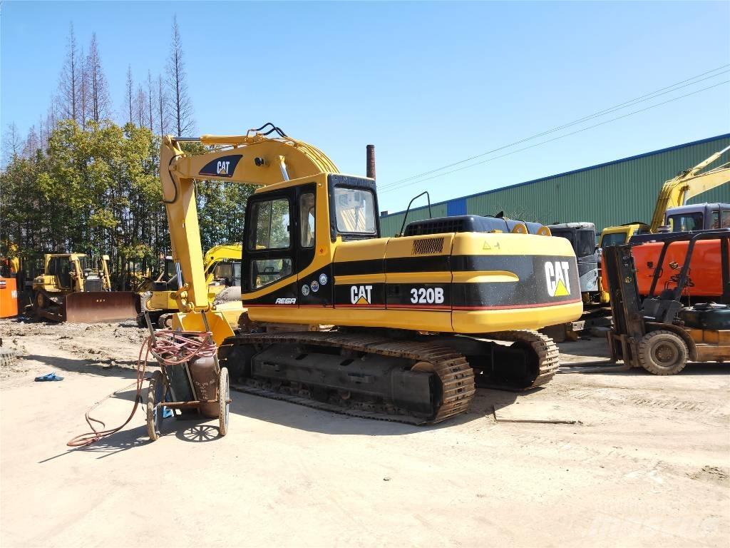 CAT 320B Bandgrävare