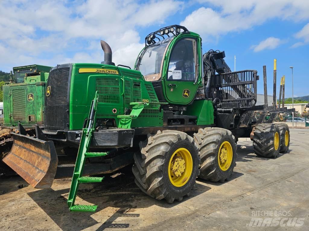 John Deere 1910G Skotare