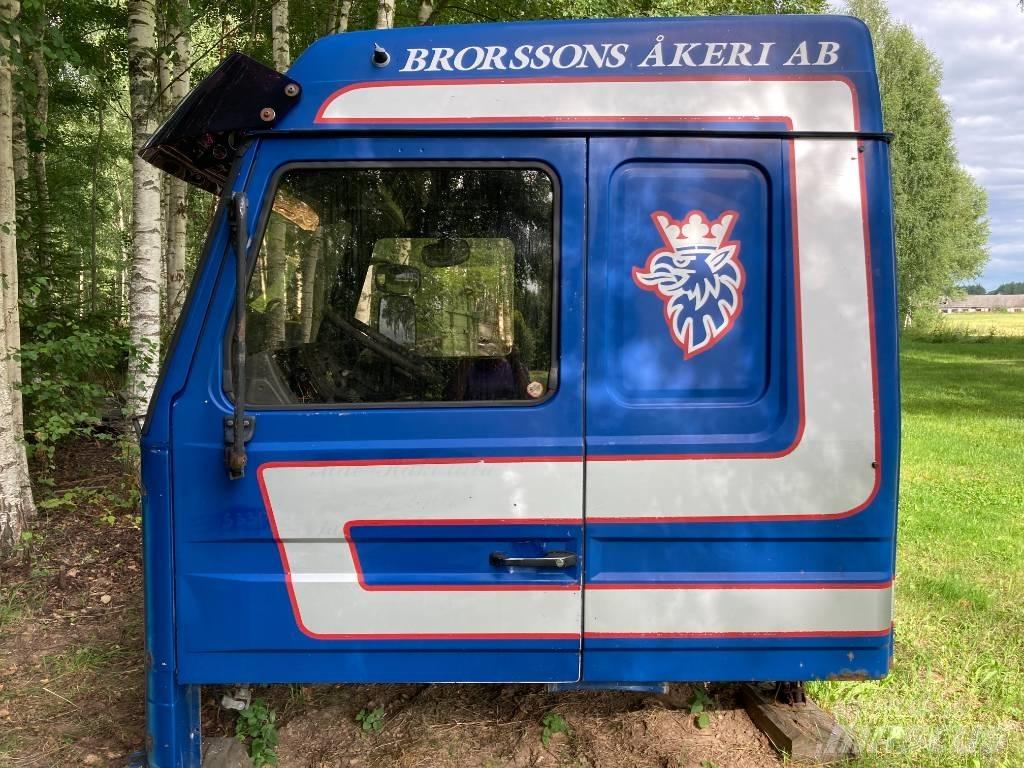 Scania 143 H Hytter och interiör