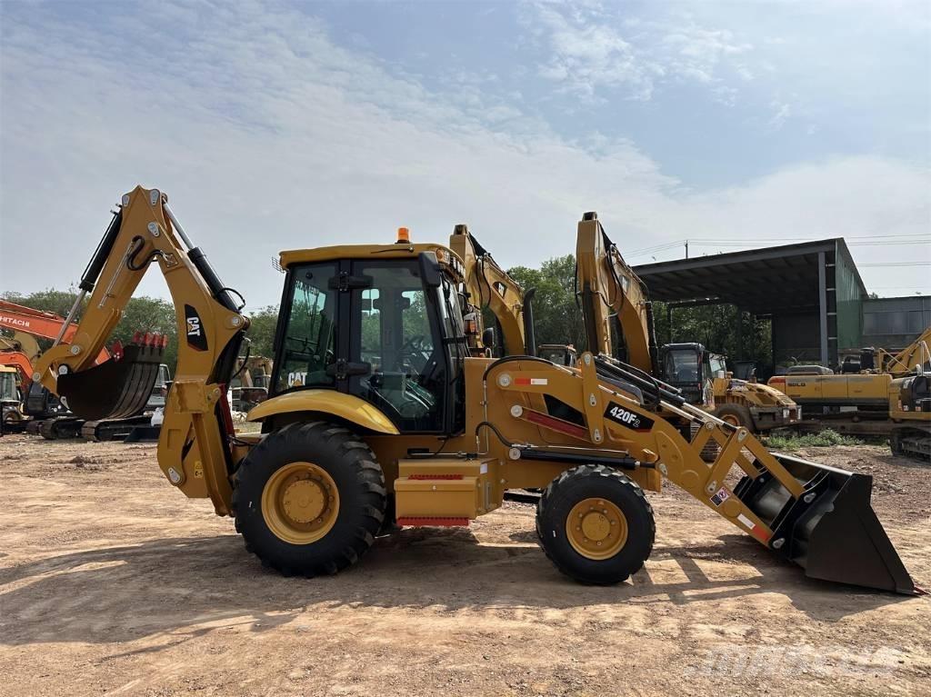 CAT 420 F2 Grävlastare
