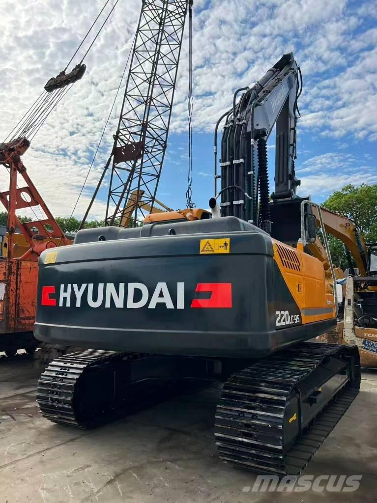 Hyundai R220LC-9S Midigrävmaskiner 7t - 12t