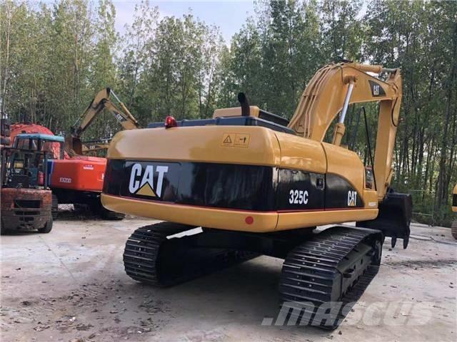 CAT 325 Bandgrävare