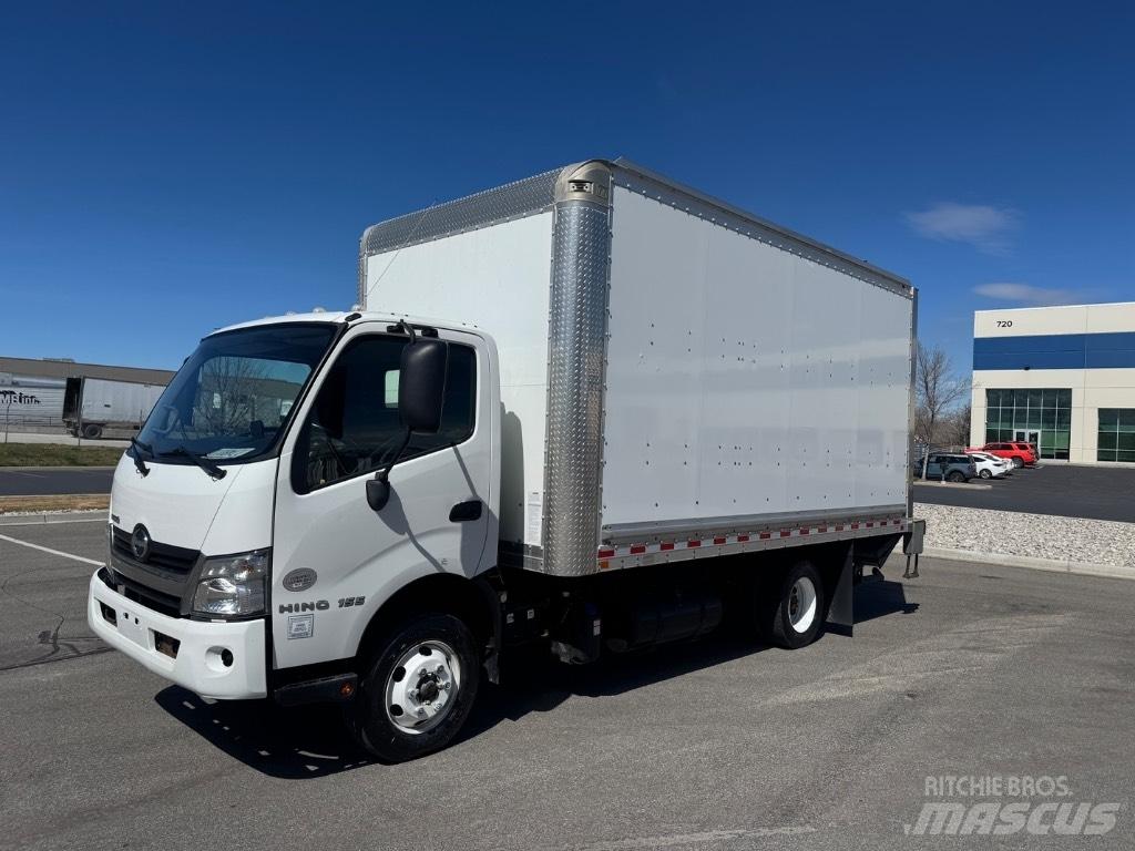 Hino 155 Lätta skåpbilar