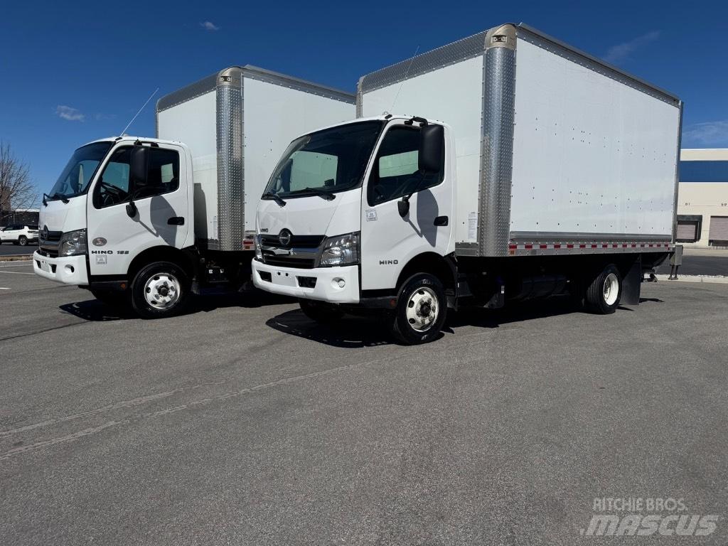 Hino 155 Lätta skåpbilar