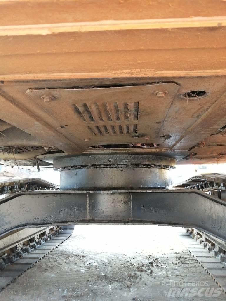 Hitachi EX 120 Bandgrävare