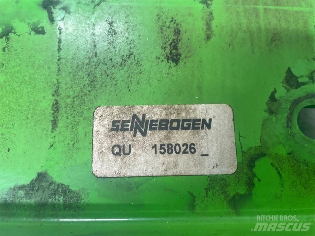 Sennebogen 158026 Chassi och upphängning