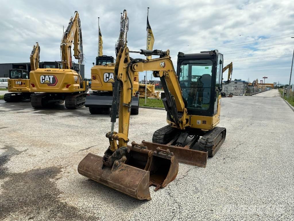 CAT 302.7 Minigrävare < 7t
